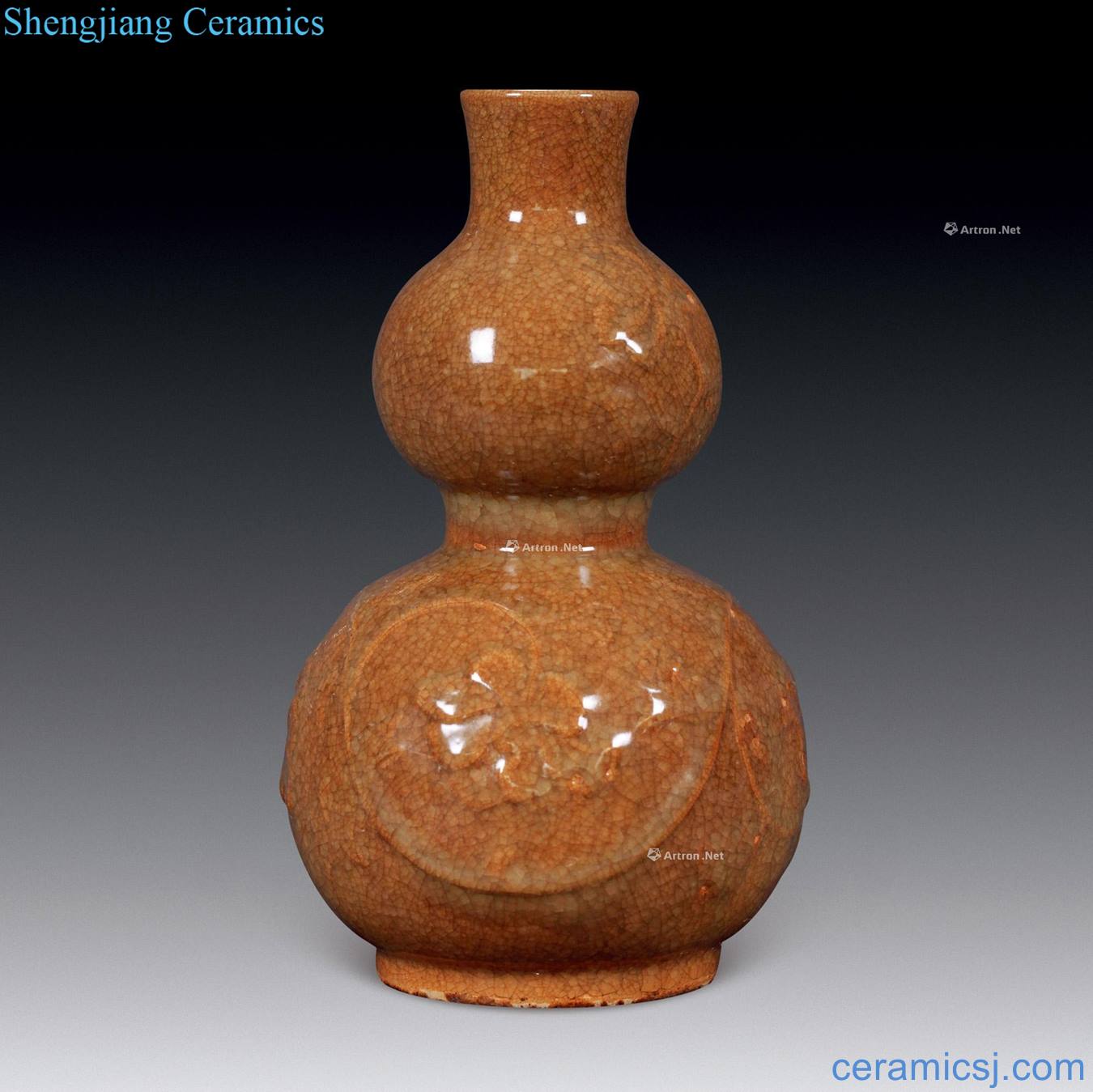 The southern song dynasty Yellow glazed carved gourd bottle