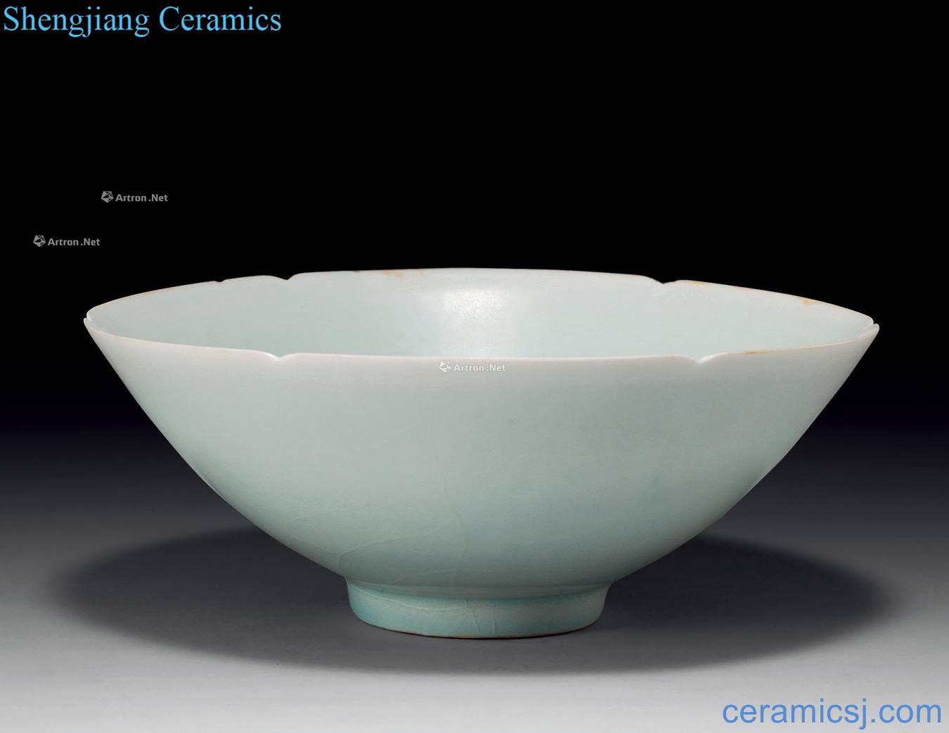 yuan Shadow blue glaze flower flower mouth bowl