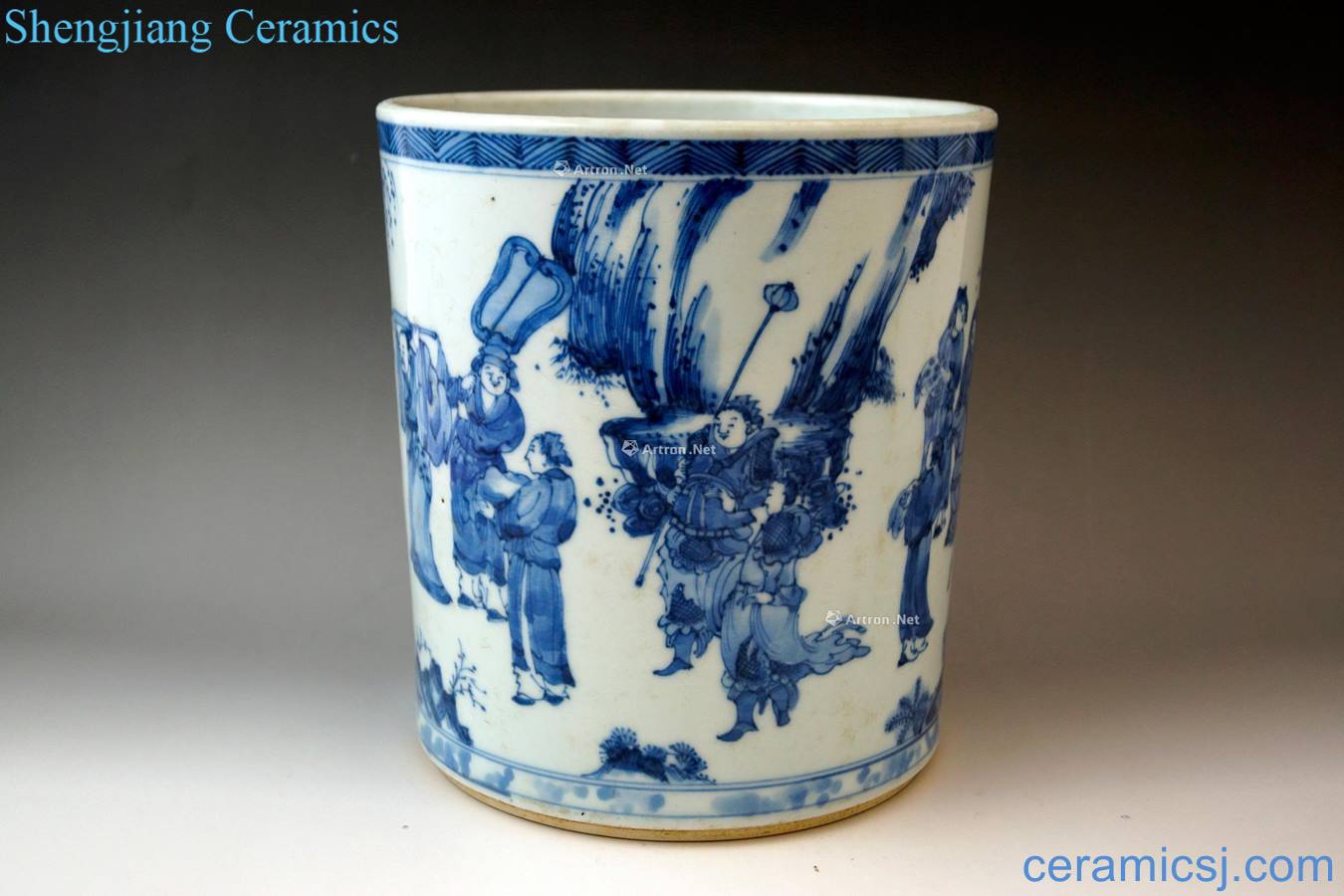 The qing emperor kangxi Blue and white characters pen container