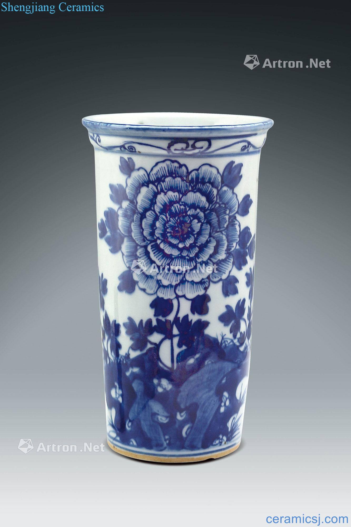Qing dynasty blue and white floral print cylinder