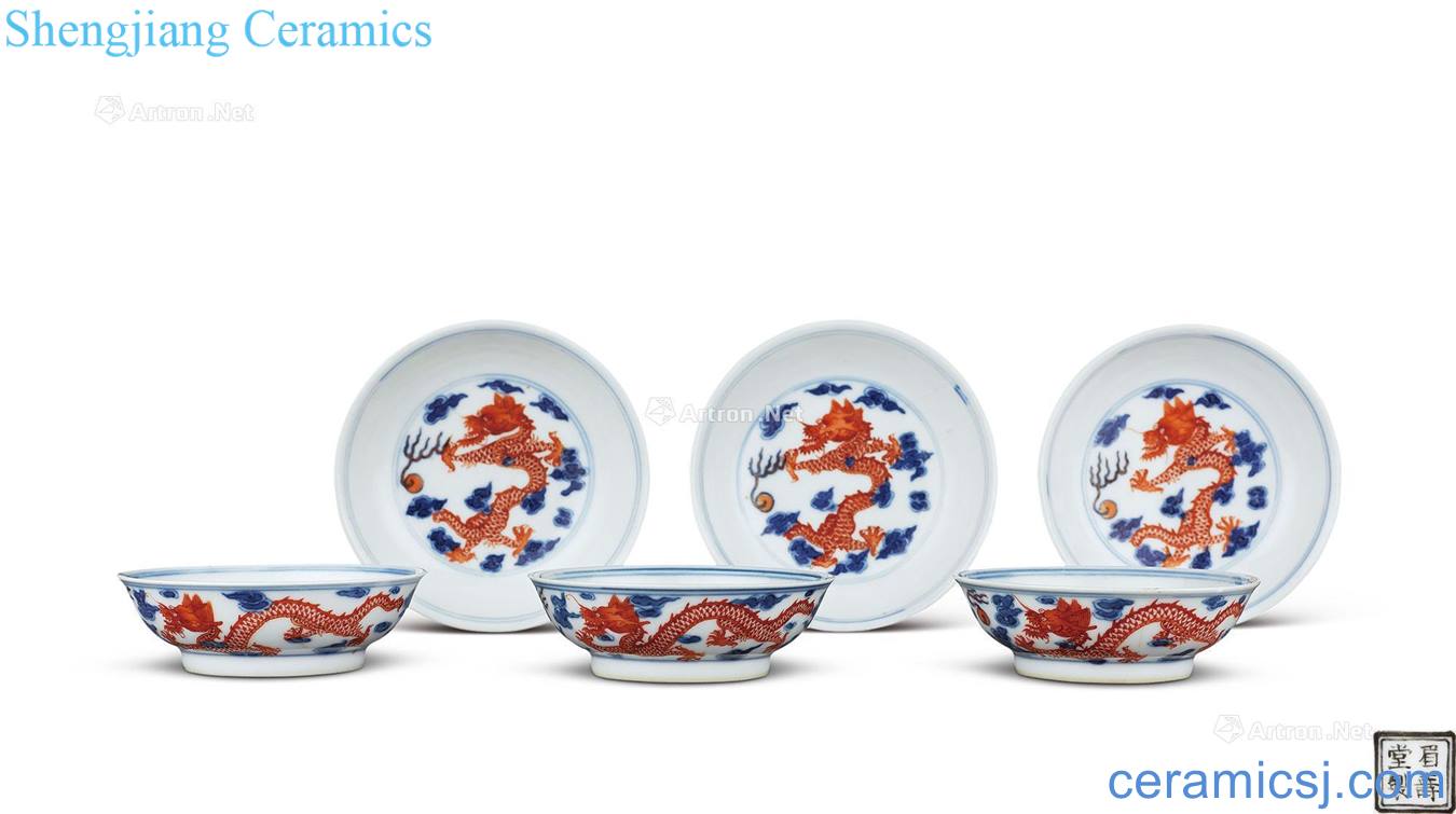 Qing "eyebrow ShouTang" kind of blue and white alum red dragon grain disc (6)