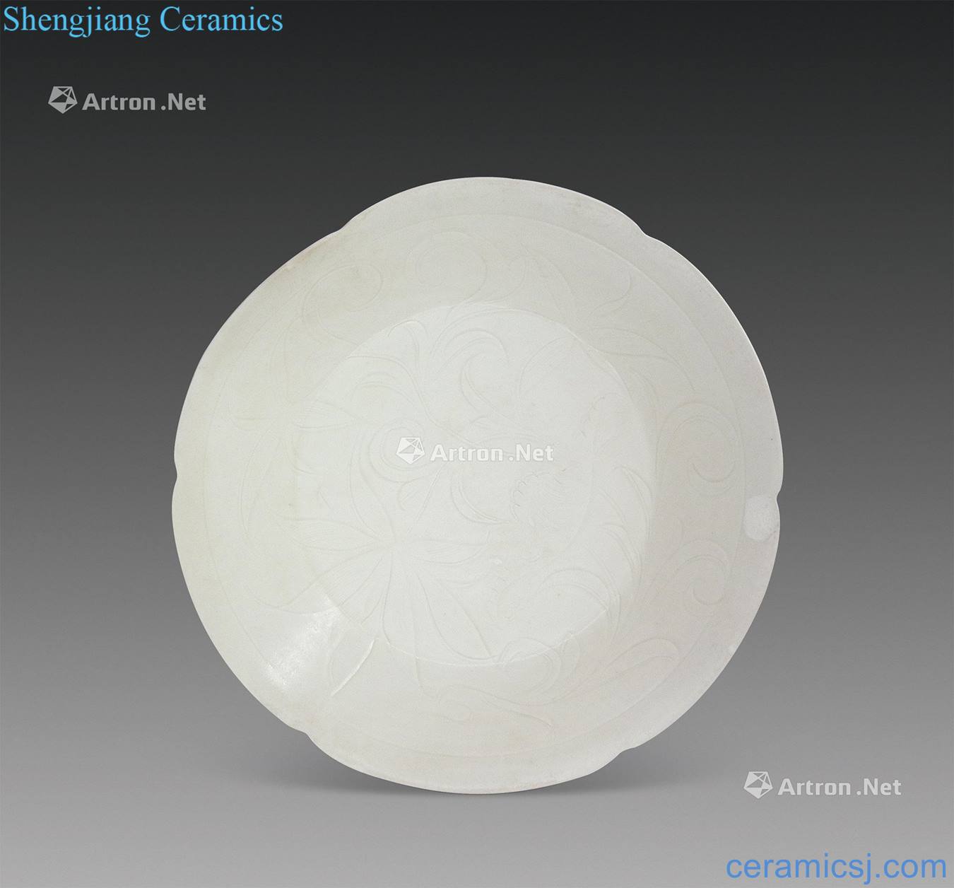 Northern song dynasty kiln carved lotus pattern plate