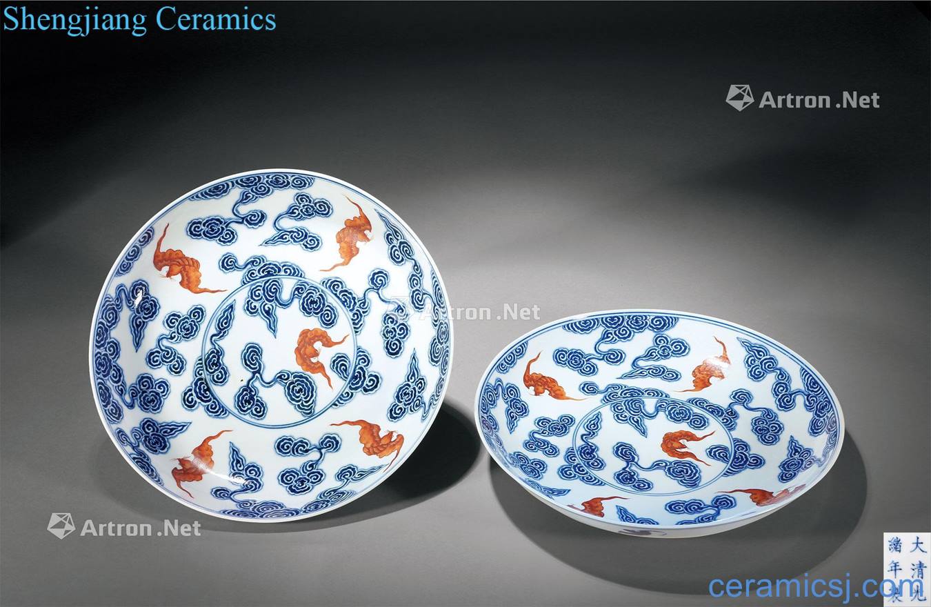 Qing guangxu Blue and white alum hongyun bat plate (a)