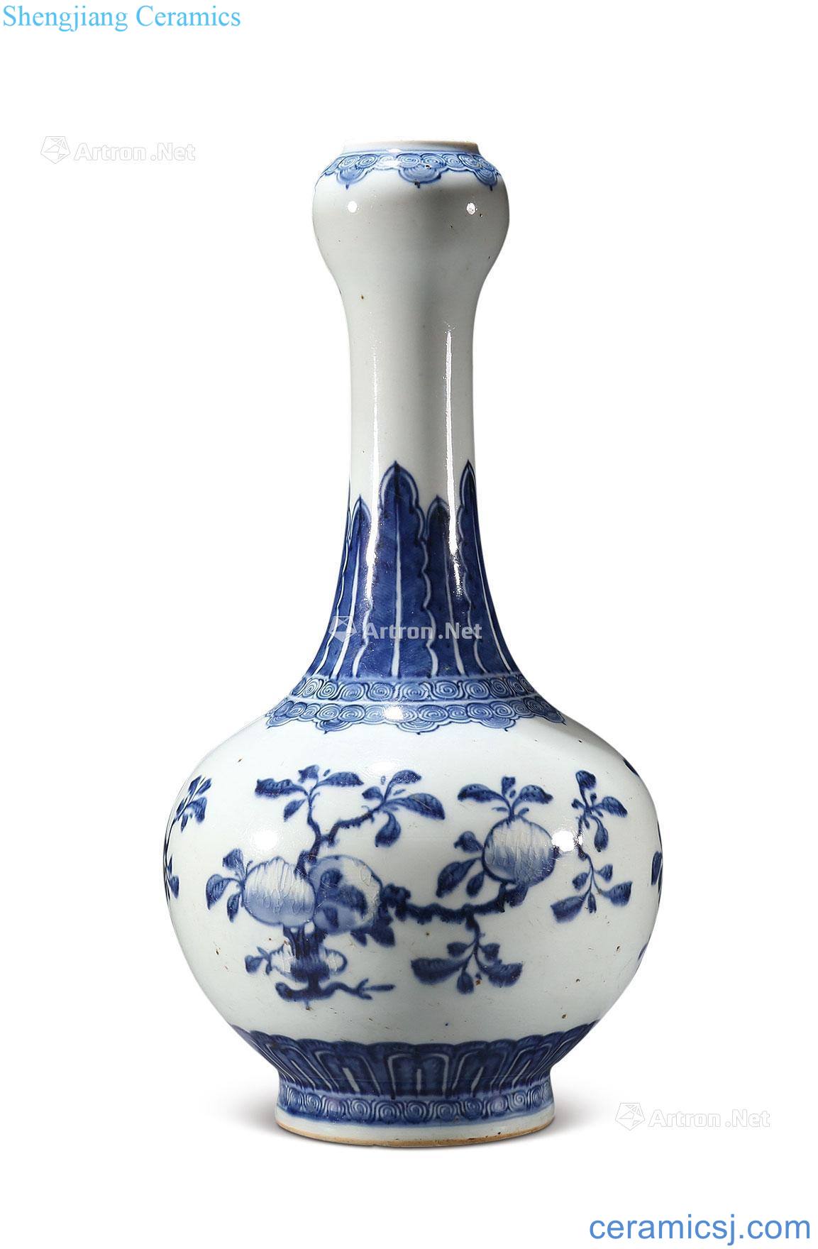 Qing qianlong Blue and white sanduo grain bottle of garlic
