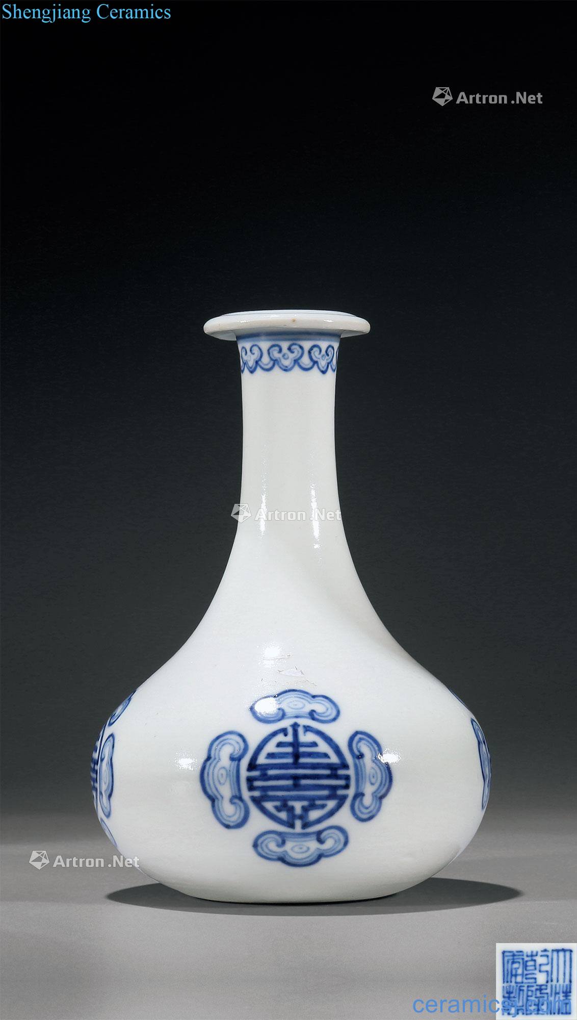 Qing qianlong Blue and white ShouBian bottle