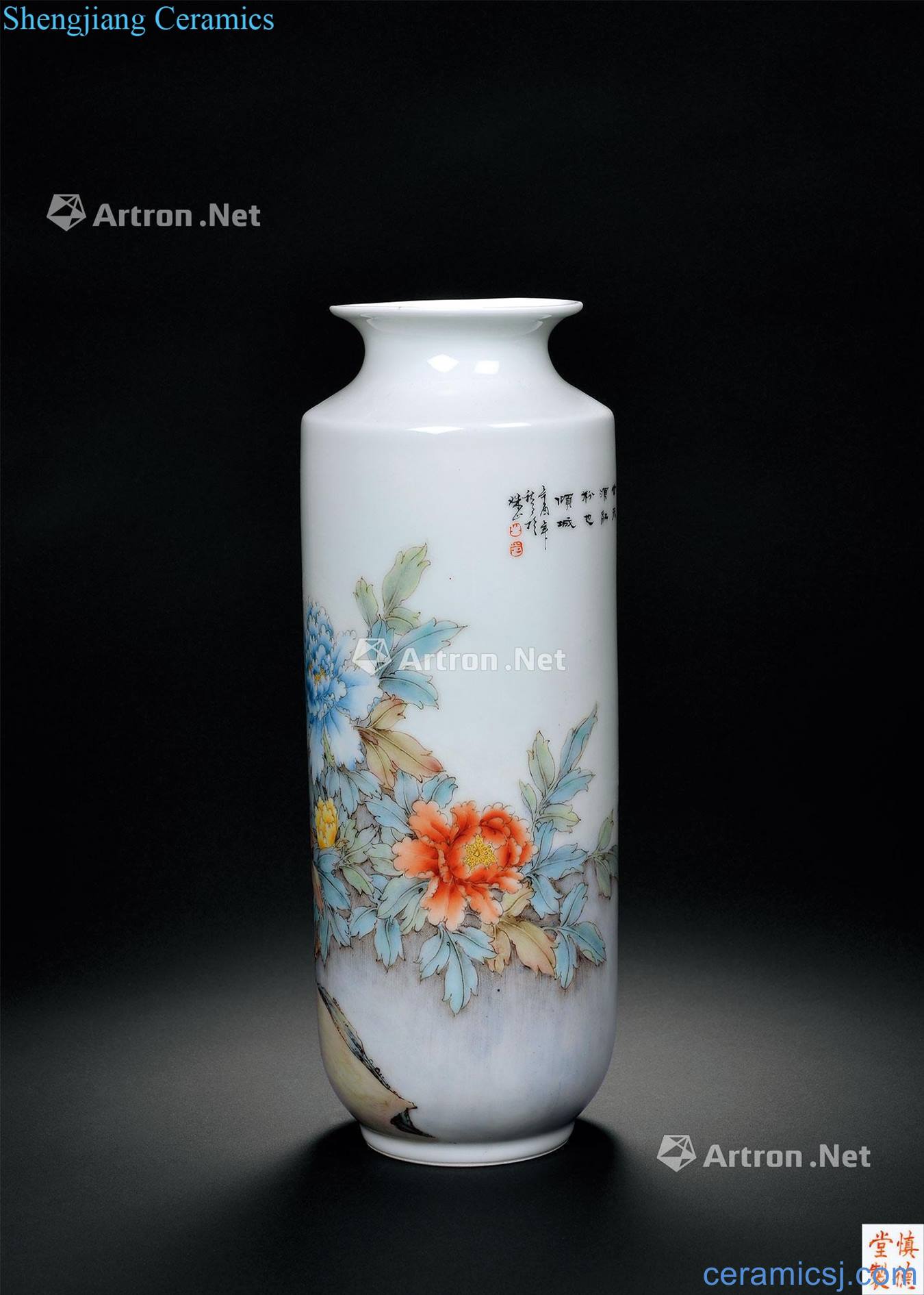 Pastel flowers grain bottle of the republic of China