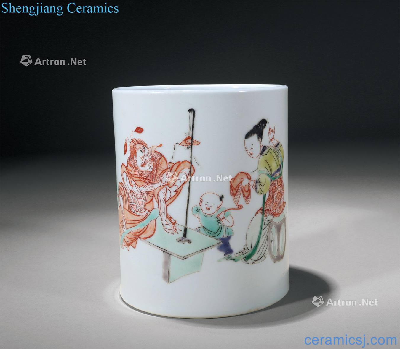 Color used to send the qing emperor kangxi auspicious brush pot