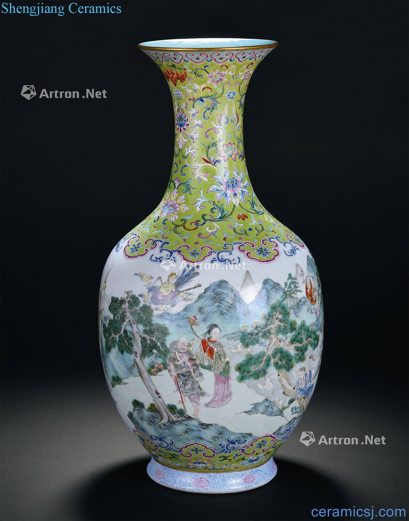 [] qing qianlong/jiaqing dynasty A hoard of green enamel 'birthday grain big bottle