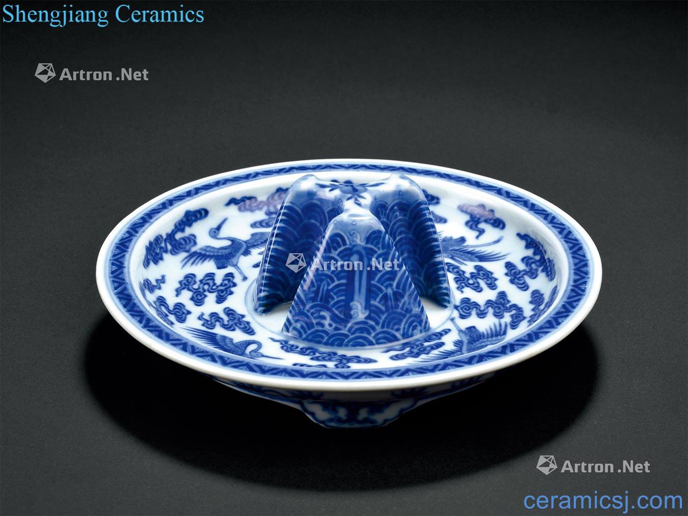 [] qing qianlong dynasty Kiln porcelain fukuyama ShouHaiYun crane grain jue