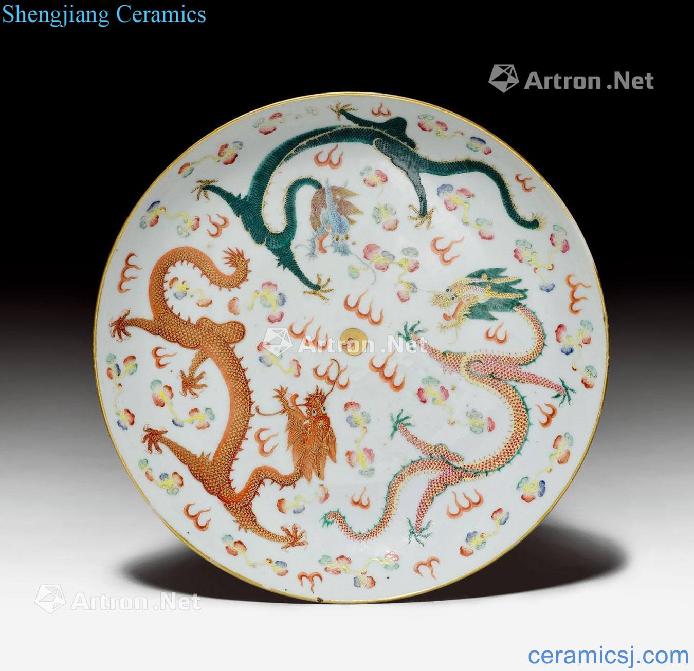 Guangxu period Pastel three dragon pattern plate