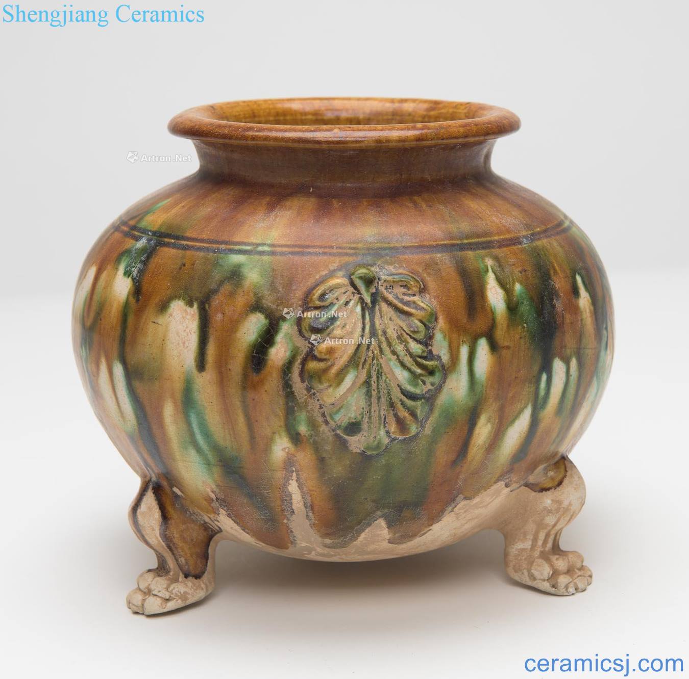 The tang dynasty (618-907), three-color three-legged pot