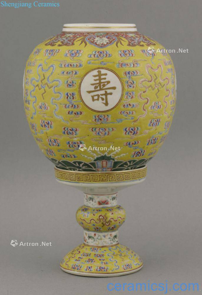 Qing guangxu Yellow to enamel stays in palace lantern