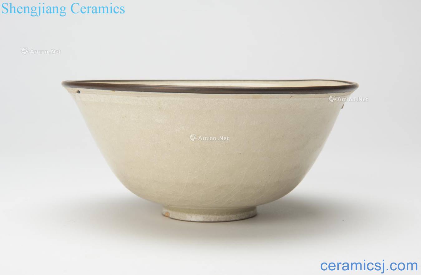 The song dynasty (960-1279), "south" carved bowl