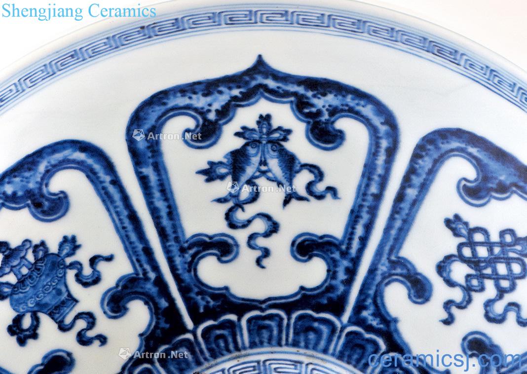 Qing qianlong Blue and white eight auspicious grain double therefore ear on the bottle
