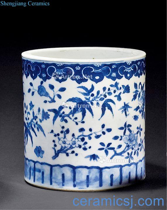 Qing dynasty blue and white flower tattoo pen container