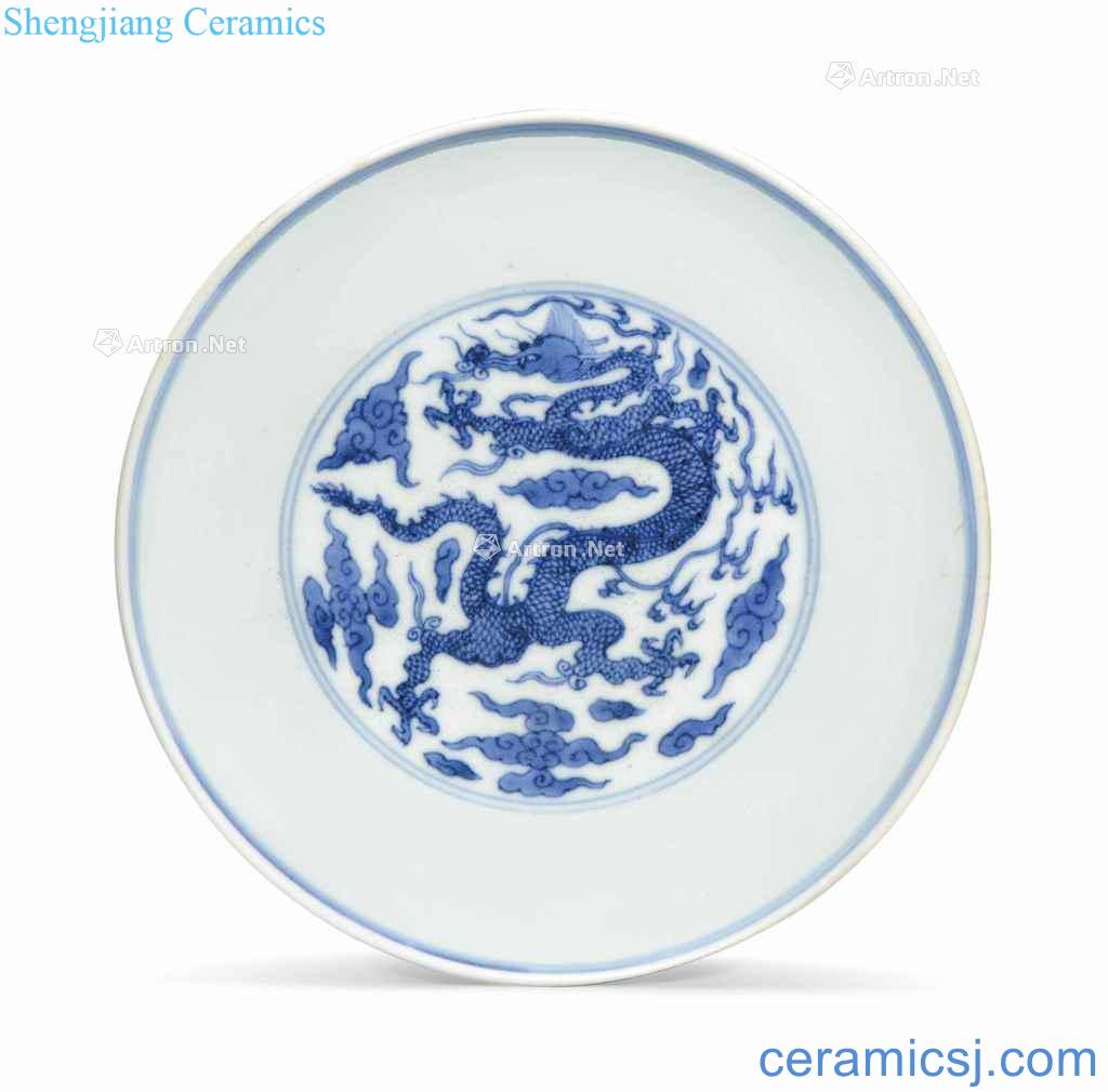 The 18th century, A BLUE AND WHITE DRAGON DISH