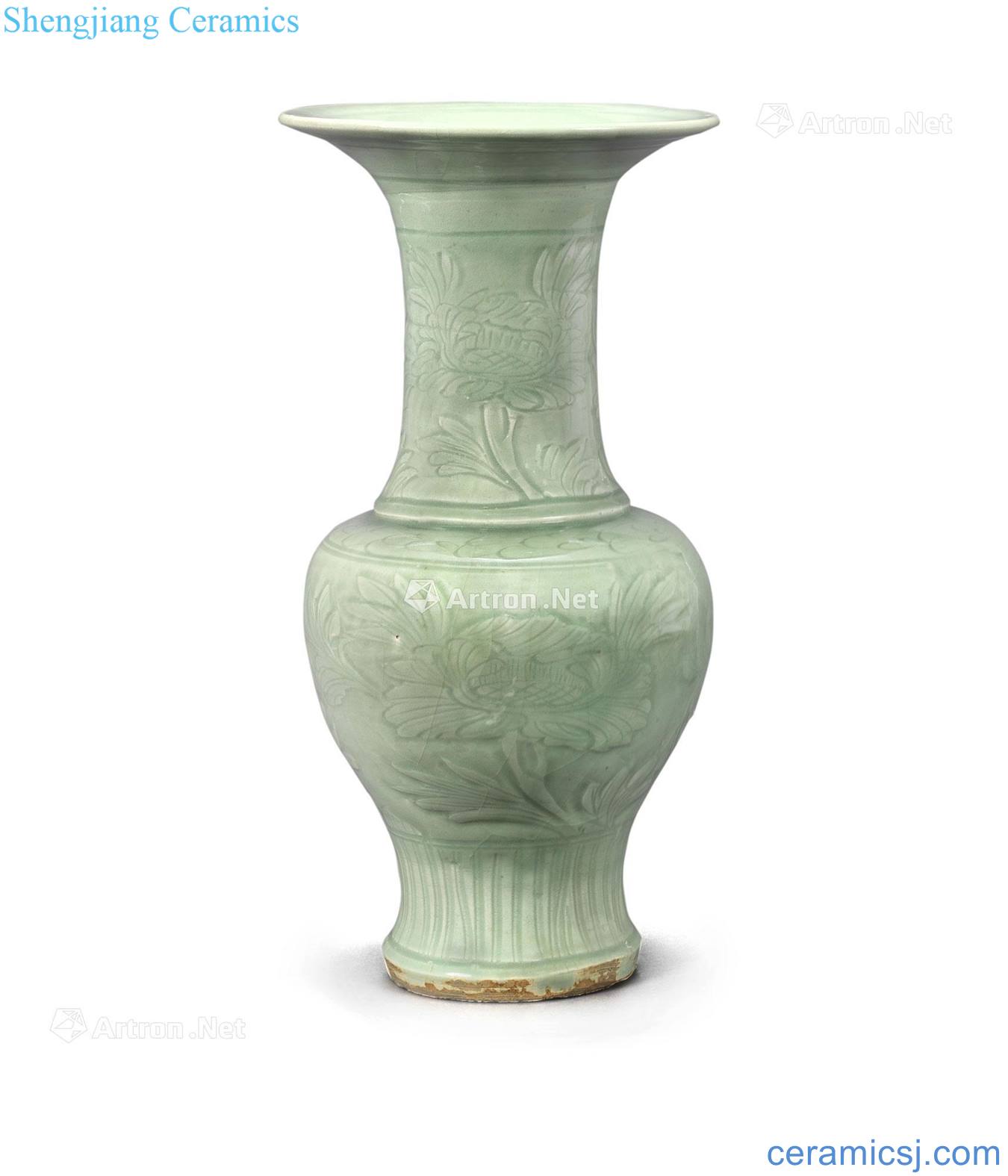 The 16th century Longquan green glaze peony branch lines ombre honour