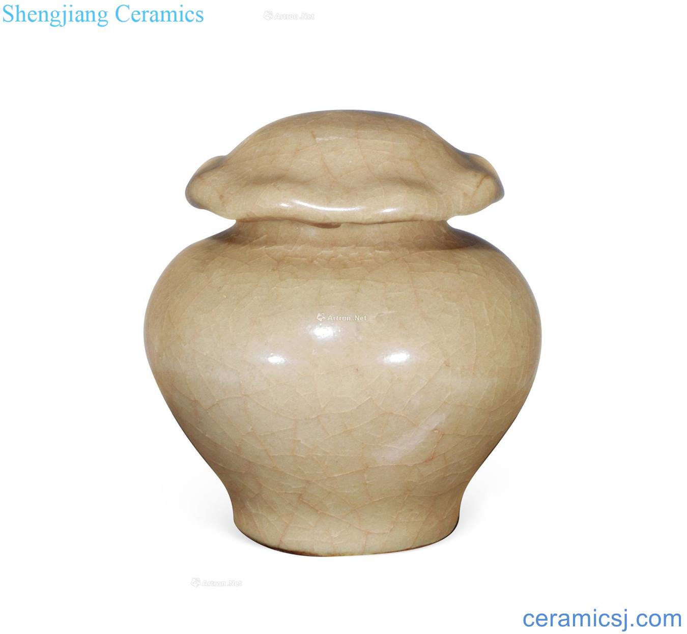 The southern song dynasty Cream-colored glaze kiln cover tank