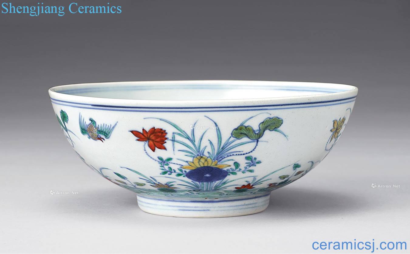 Qing yongzheng bucket color bowl lotus pond yuanyang grain