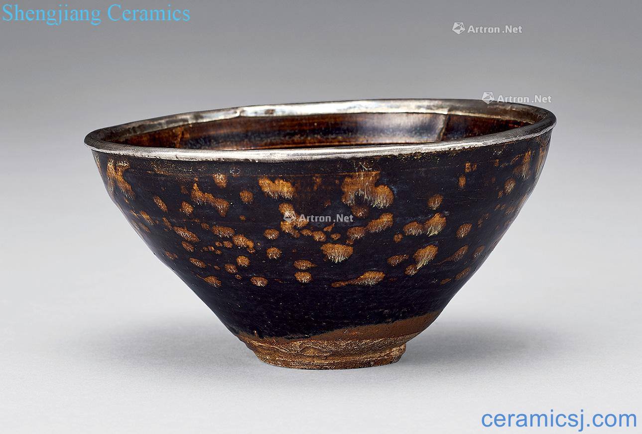 The song dynasty Jizhou kiln silvering temmoku bowl