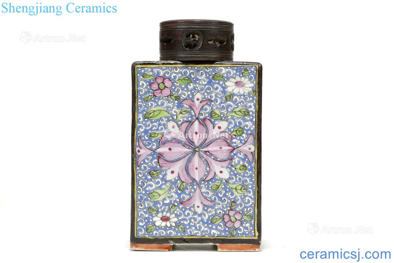In the qing dynasty square enamel caddy