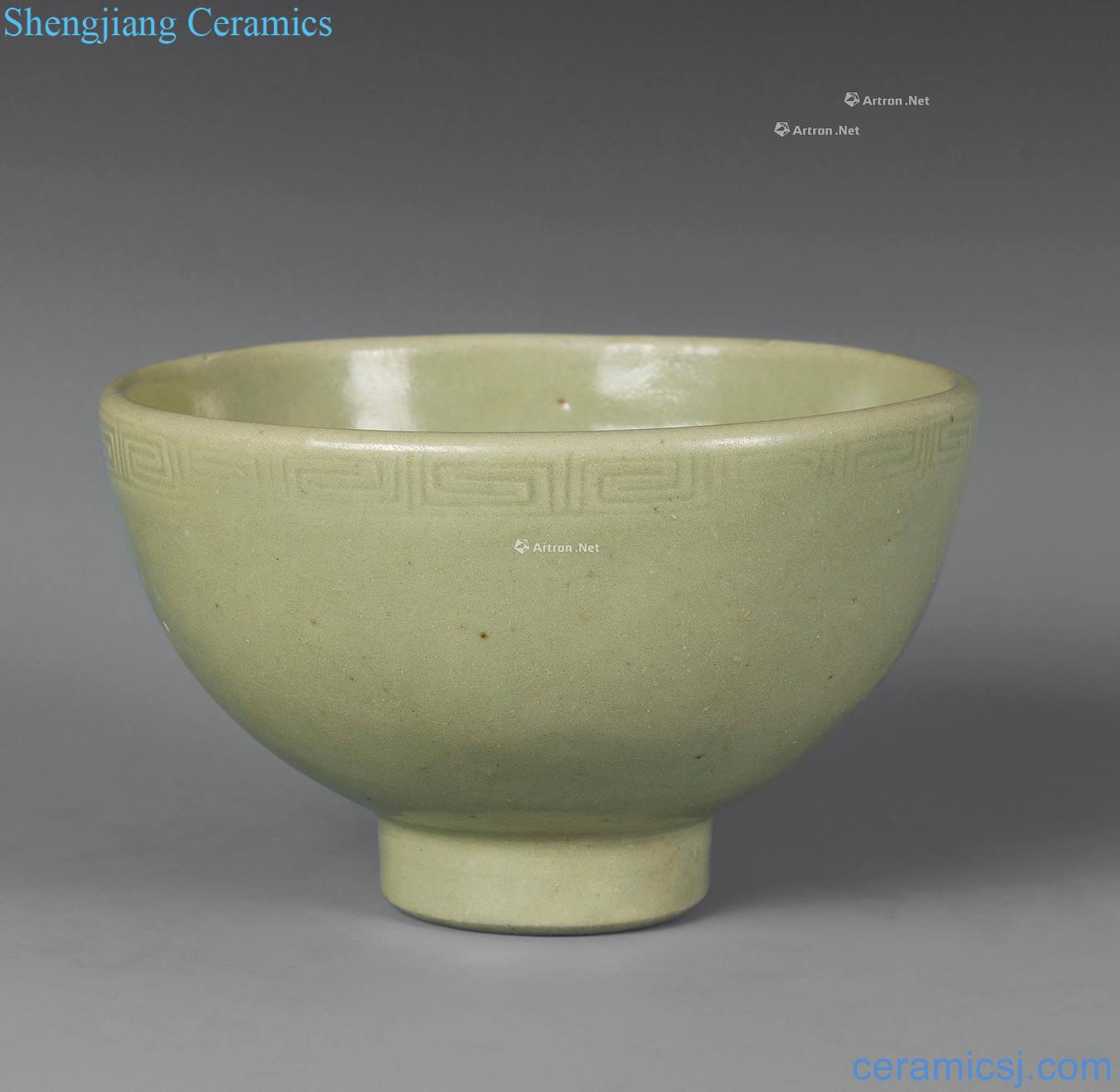 Ming Longquan characters bowl