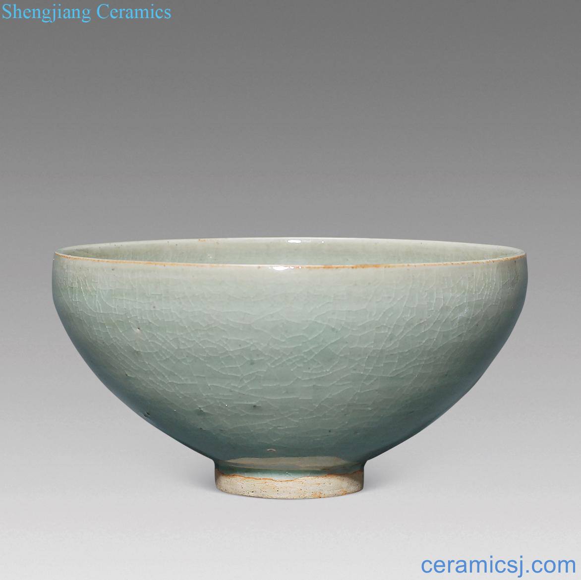 yuan Green glaze carving flower bowls