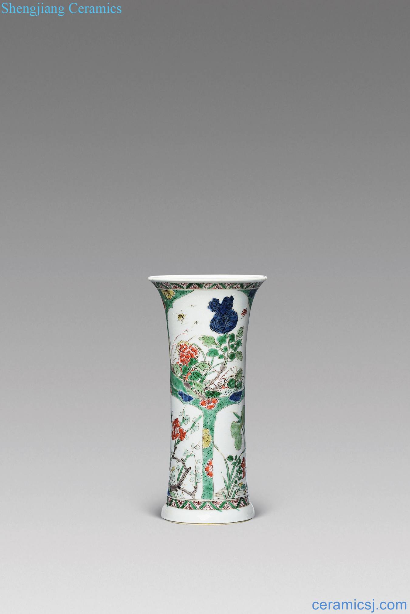 The qing emperor kangxi Colorful flower vase with flowers