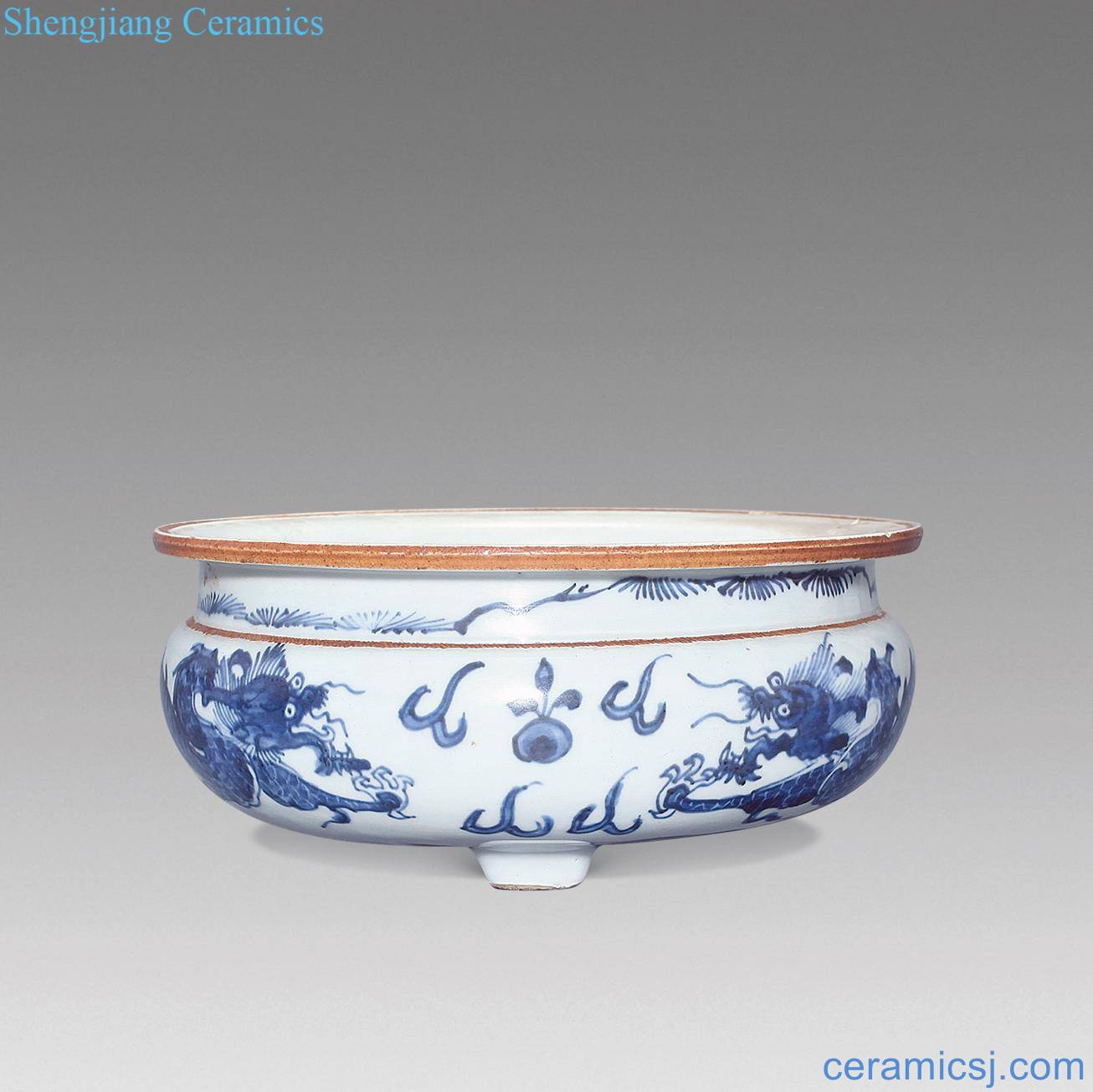 The late Ming dynasty Blue and white dragon furnace
