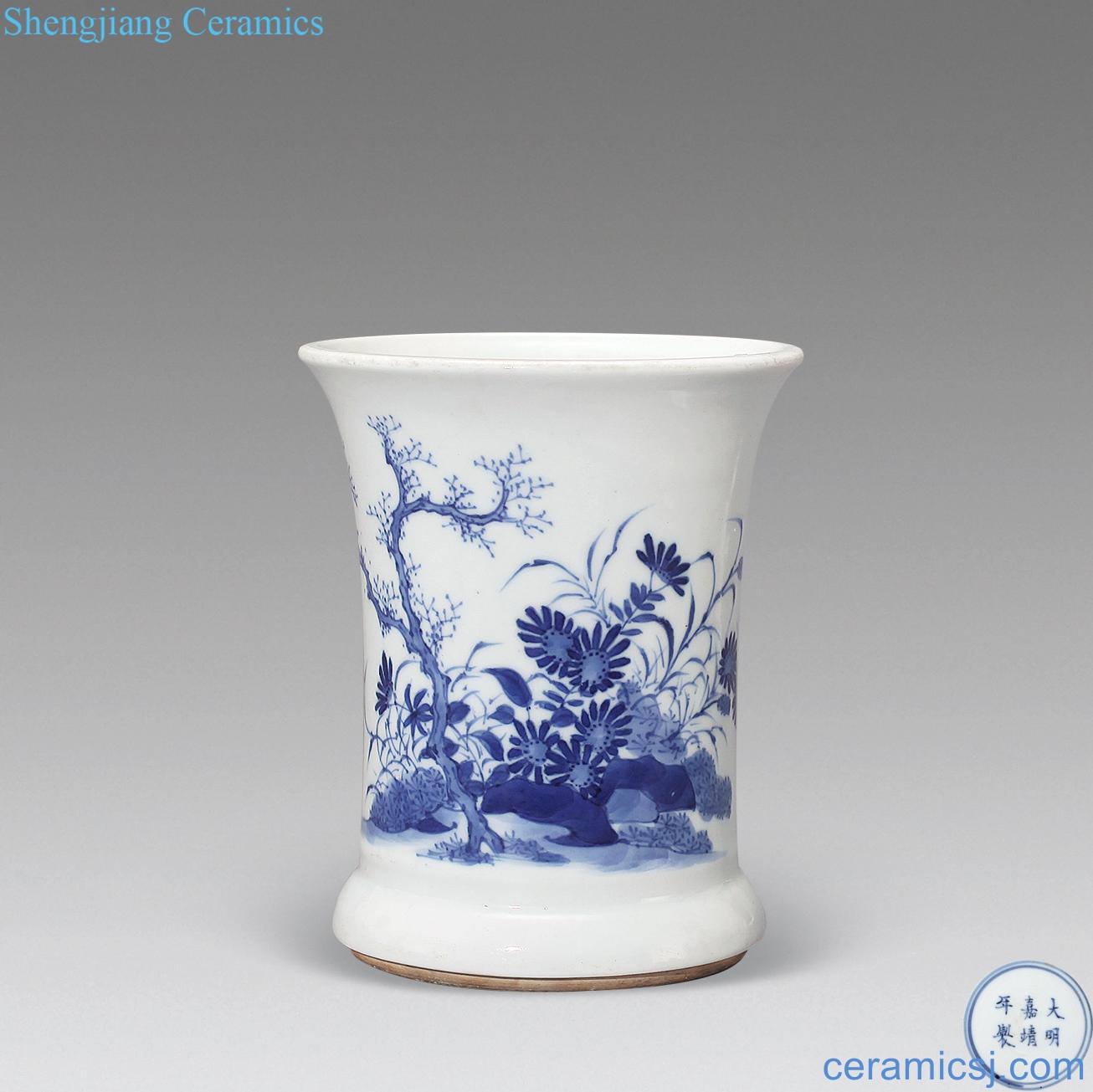 The qing emperor kangxi Blue and white flower butterfly pen container