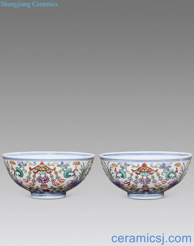 Qing qianlong bucket color flower bowl (a)