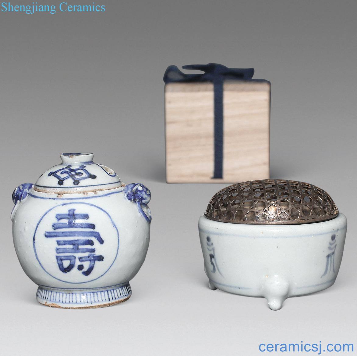 Ming Blue and white grain furnace, life of word aromatherapy (two)