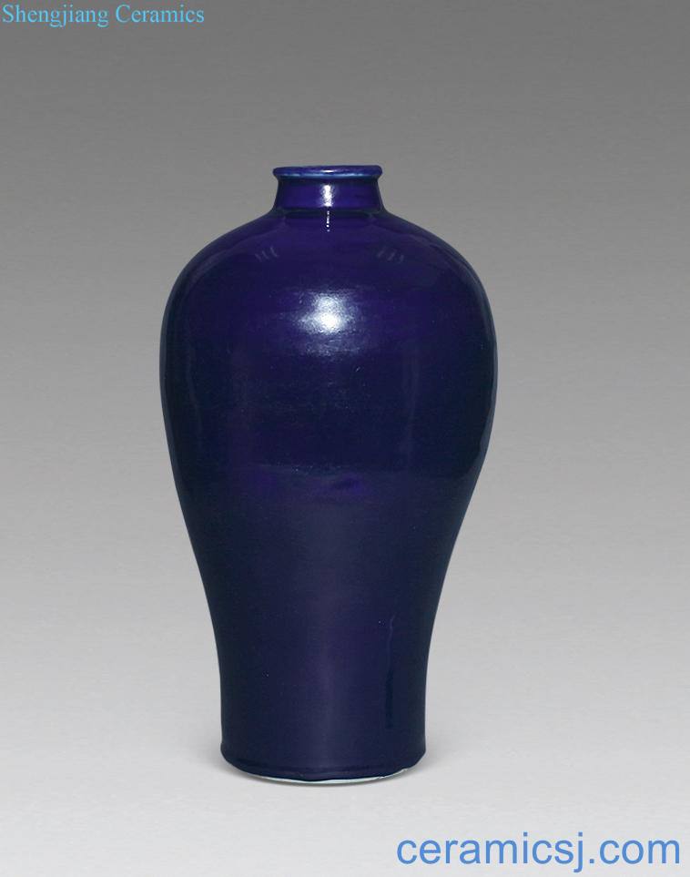 Ming The blue glaze plum bottle