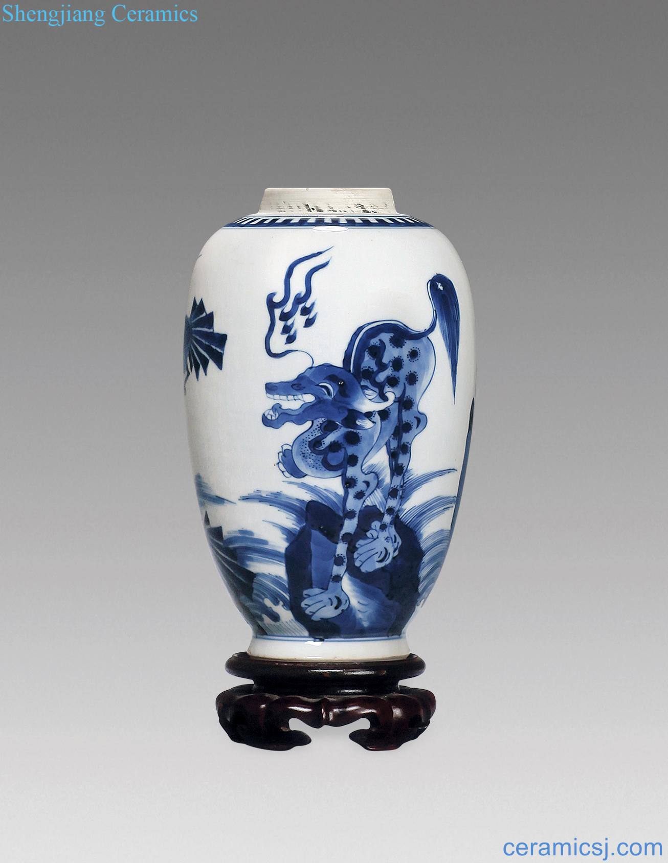 The qing emperor kangxi Blue and white unicorn benevolent bottles