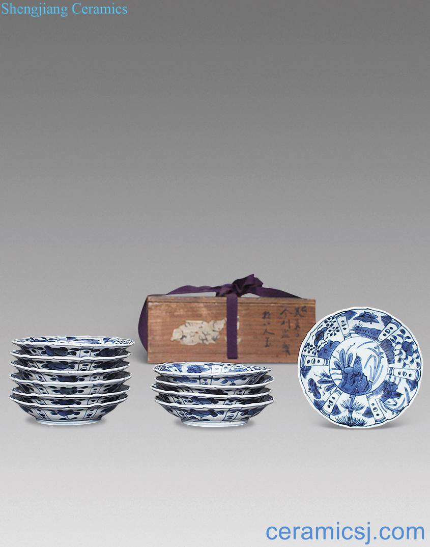 Ming Blue and white flower disc (group a)