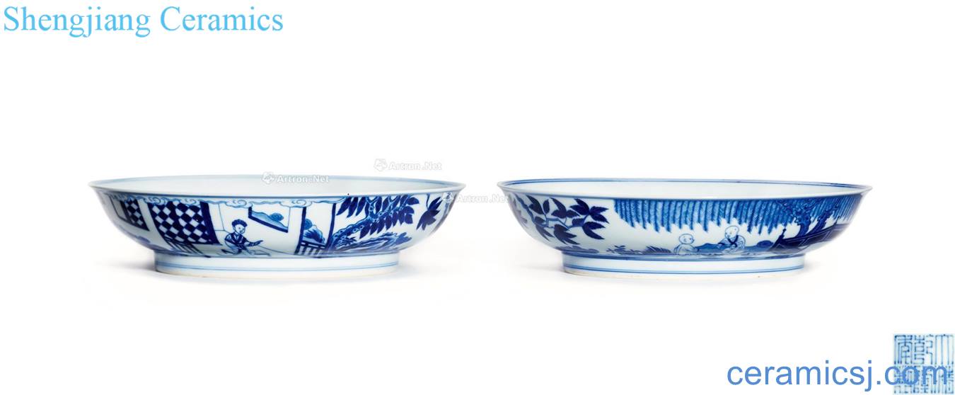 Qing qianlong Blue and white shochiku mei garden ladies to disk (imperial)