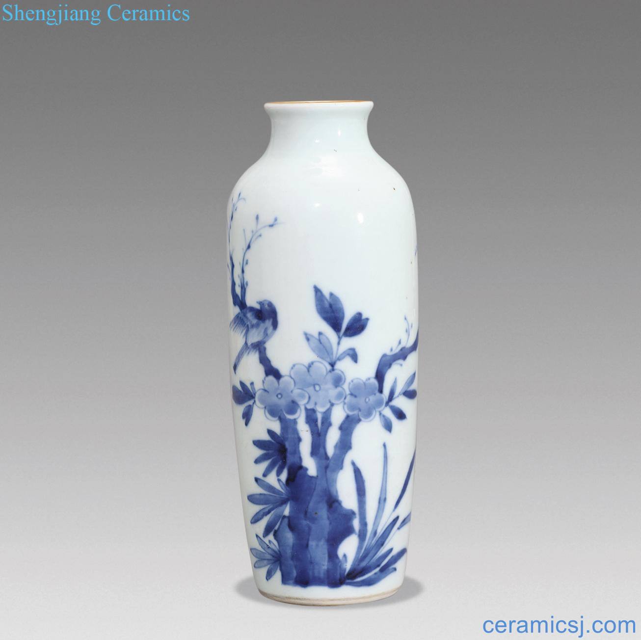 In the early qing Blue and white painting of flowers and small cylinder bottles