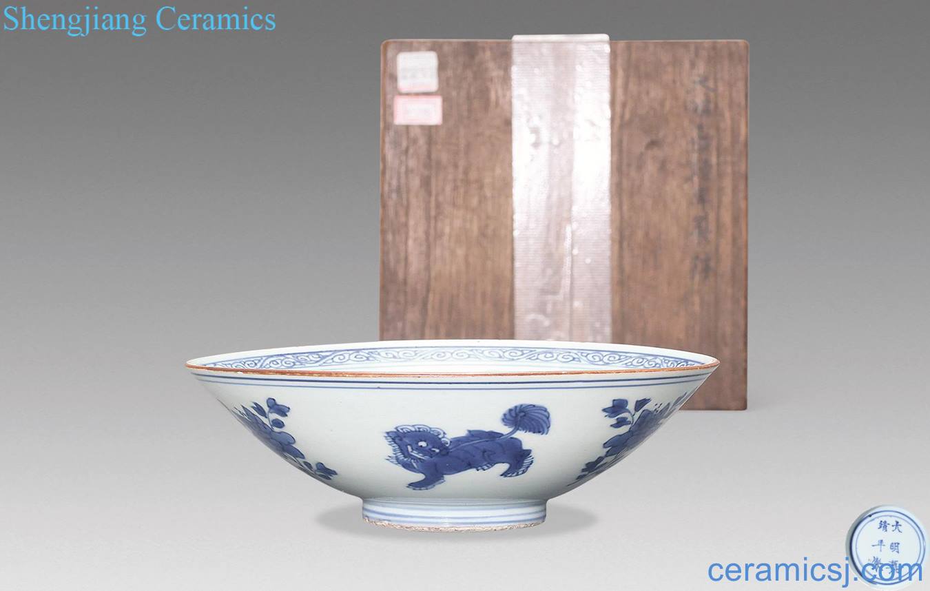 The qing emperor kangxi Blue and white lion green-splashed bowls