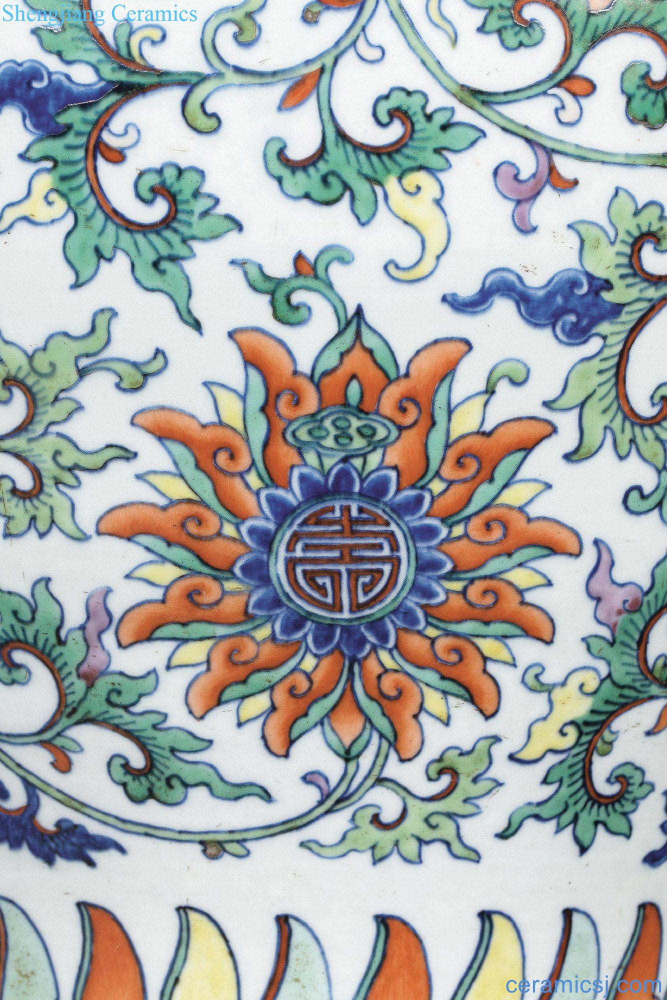 Qing qianlong bucket color lotus flower general group long-lived grain tank