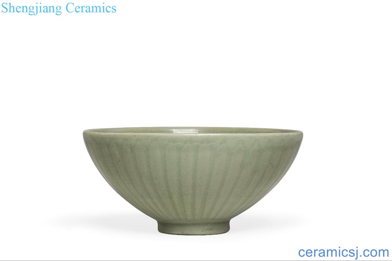 Early Ming dynasty Longquan celadon lotus-shaped bowl