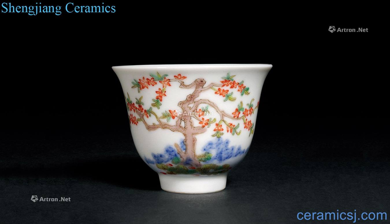 The qing emperor kangxi colorful flora cup