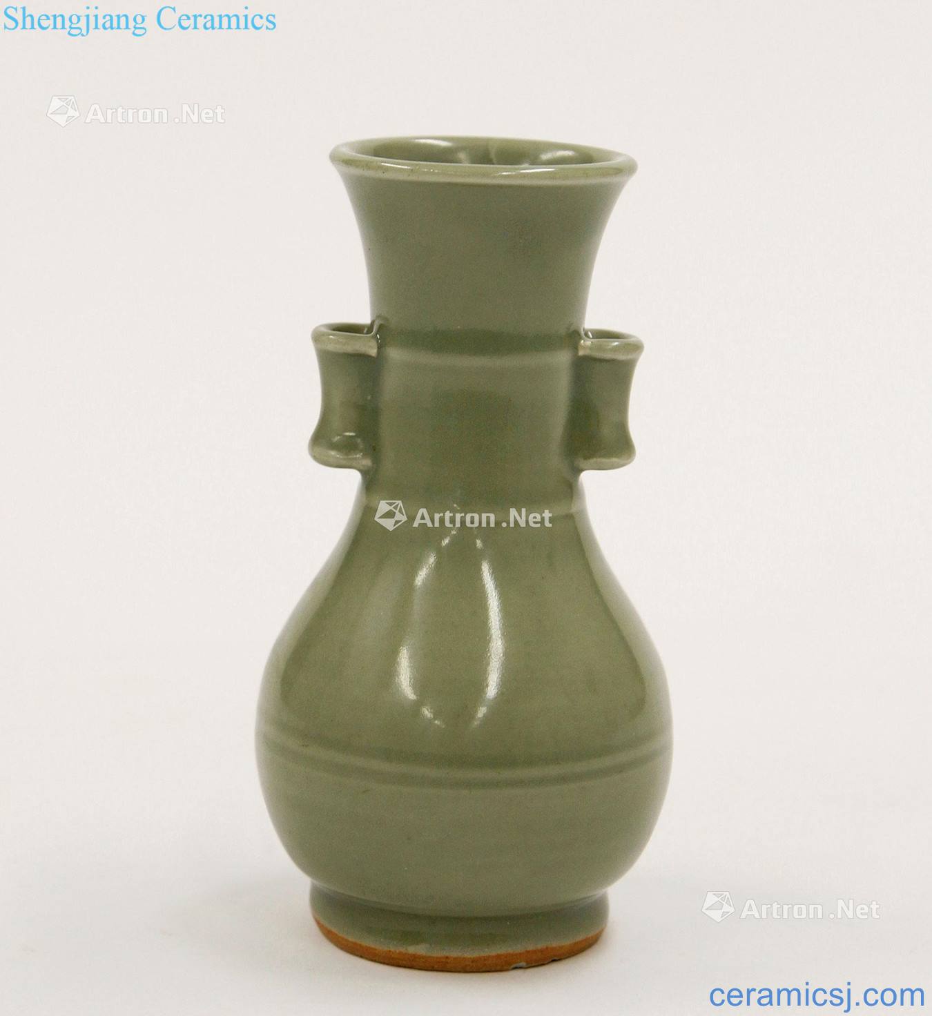Ming Celadon double penetration ear vase