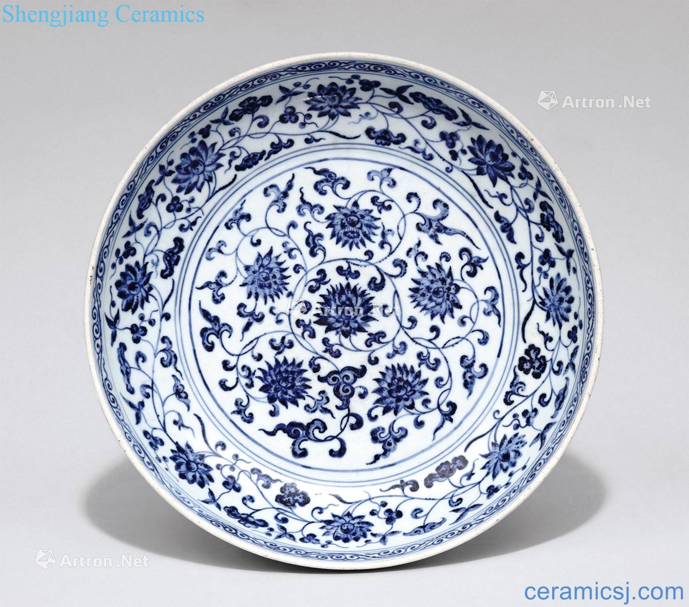 Qing dynasty Blue and white lotus flower grain figure plate