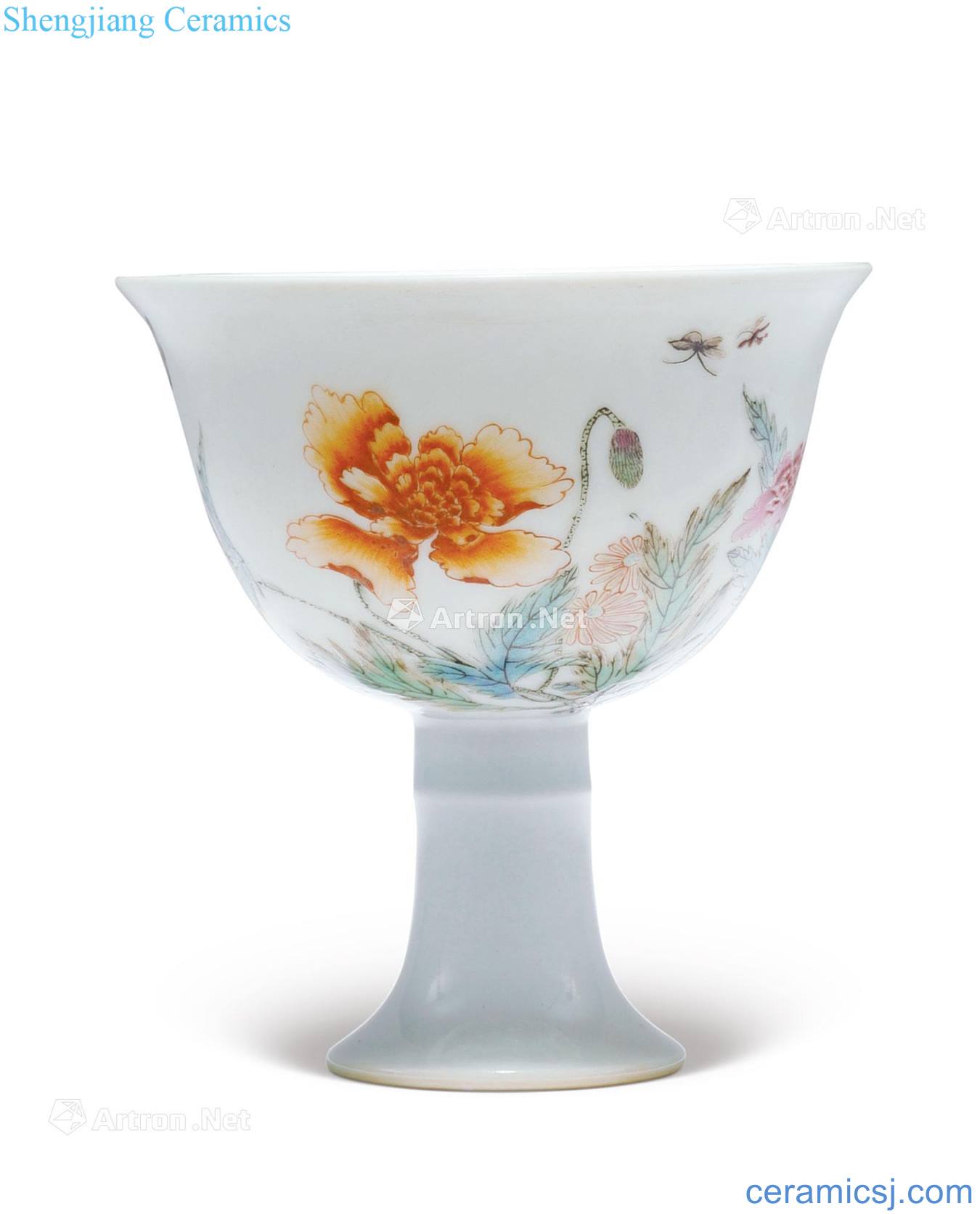 Qing qianlong the best cup, decorated a butterfly