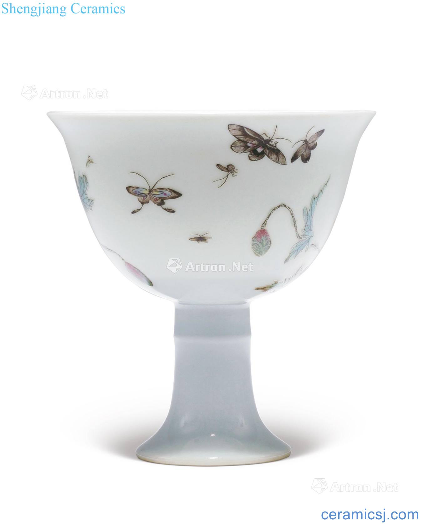 Qing qianlong the best cup, decorated a butterfly