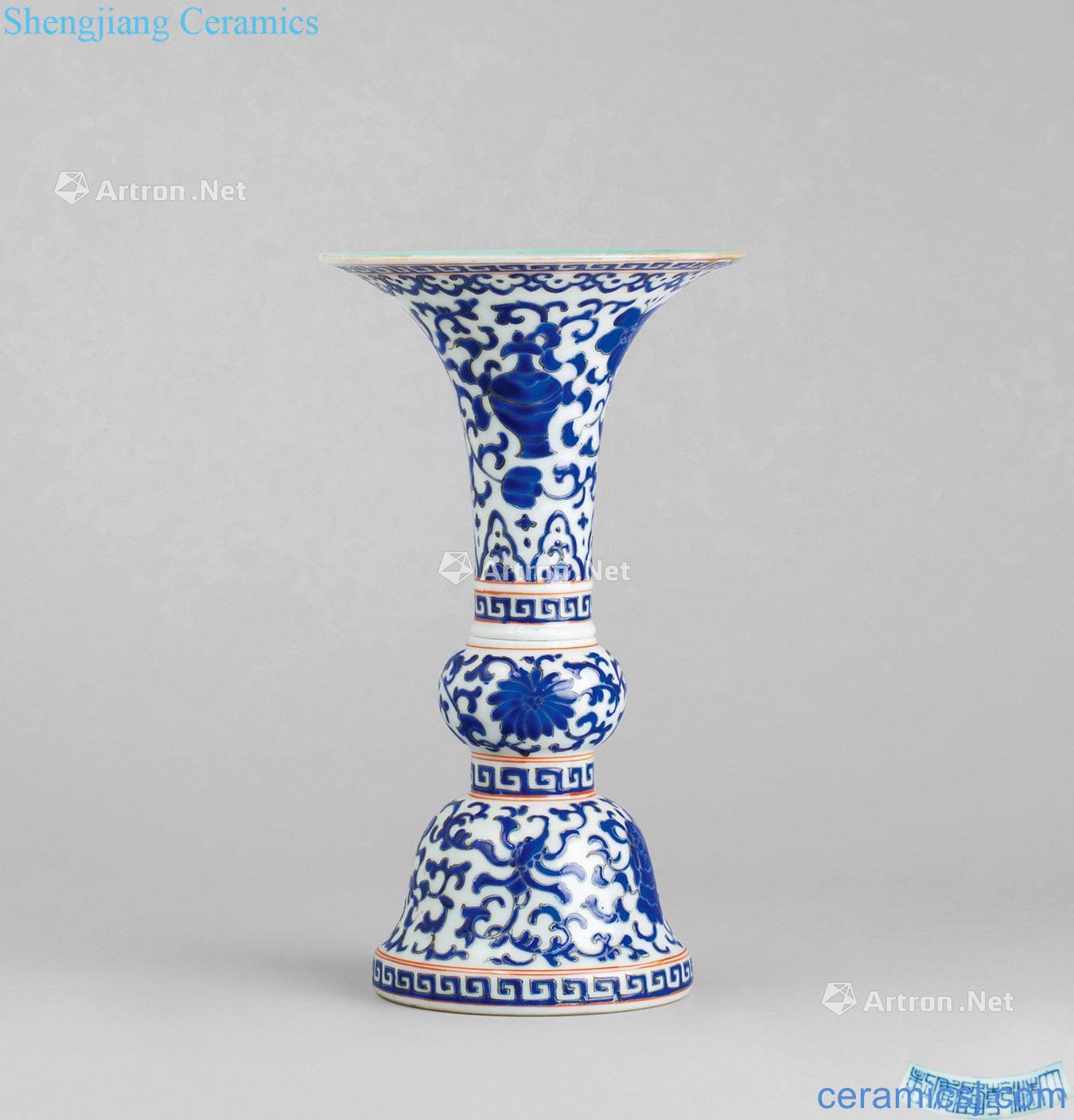 In the qing dynasty pastel grain vase with flowers