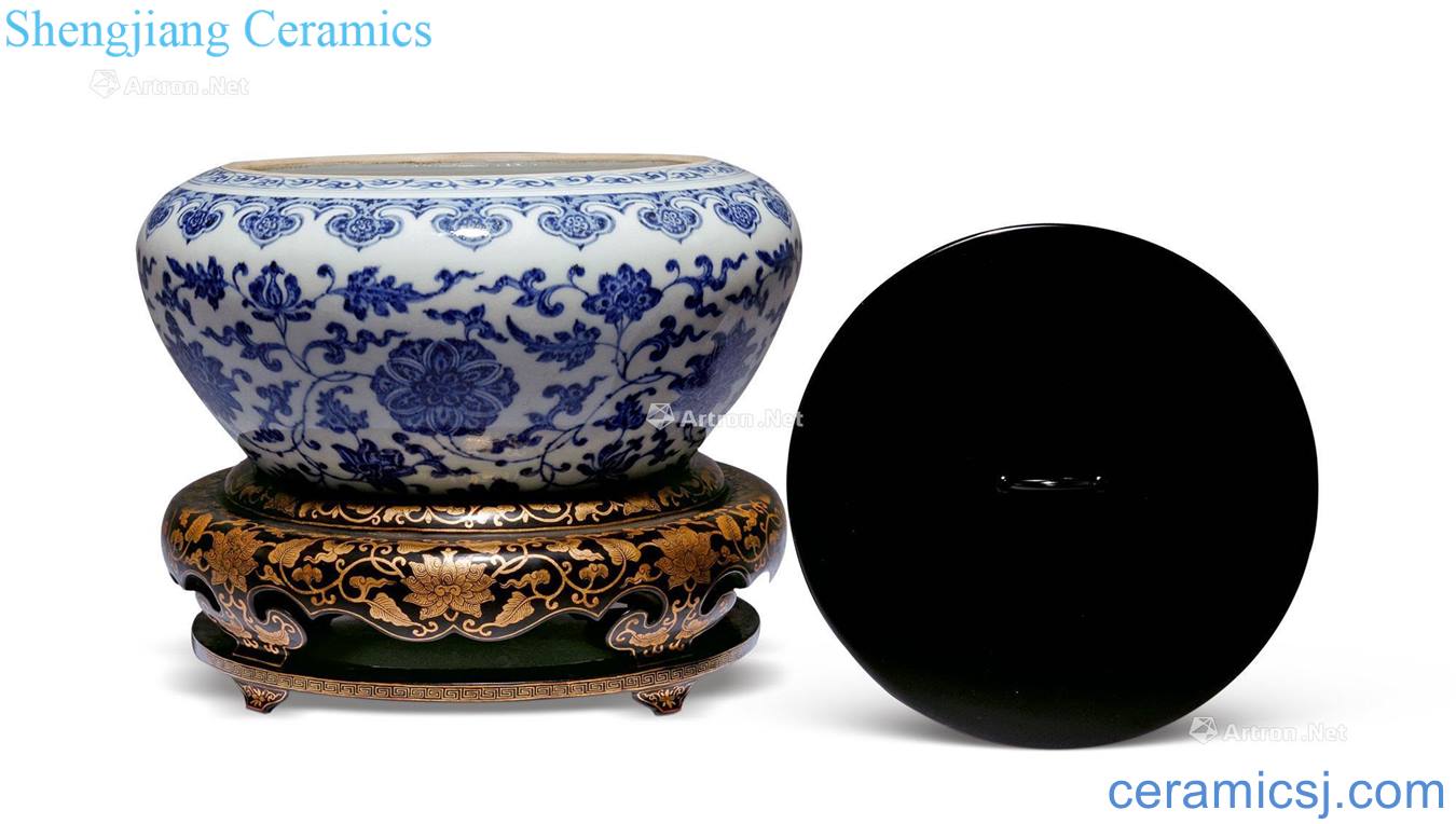 Qing qianlong Blue and white tie up branch treasure flower pot