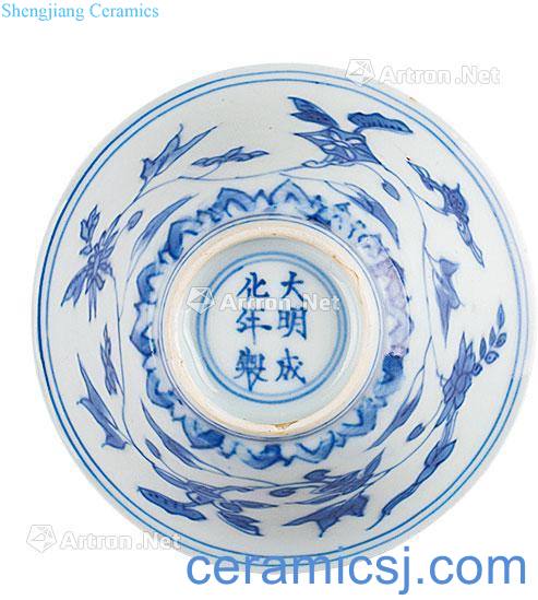 In the Ming dynasty Blue and white flower tattoos cup