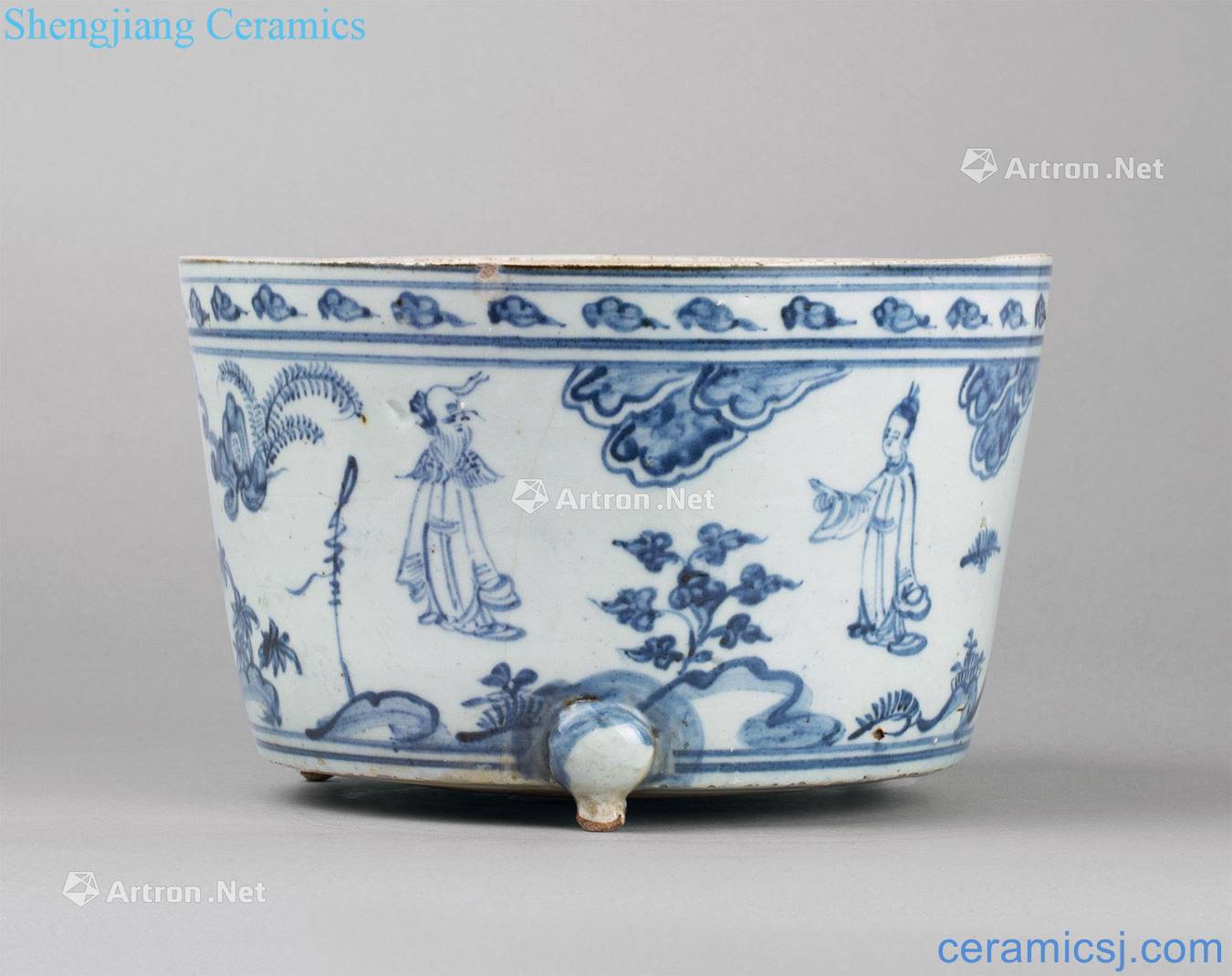 Ming Blue and white characters three-legged censer