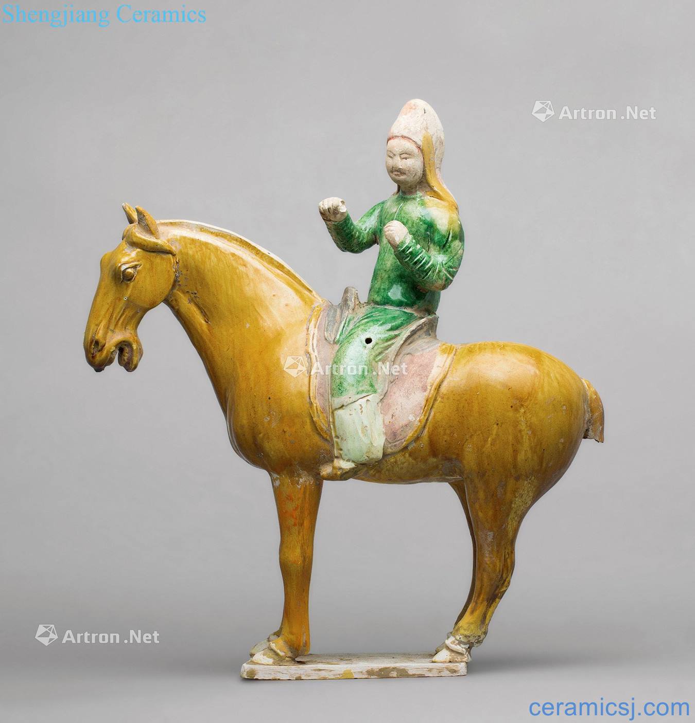 The tang dynasty Three-color rode along